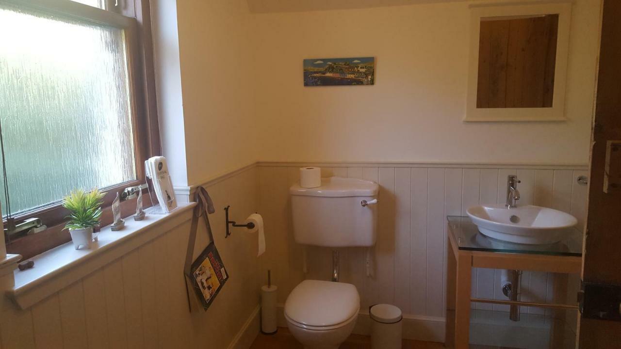 Breton House Bed & Breakfast Portree Bagian luar foto