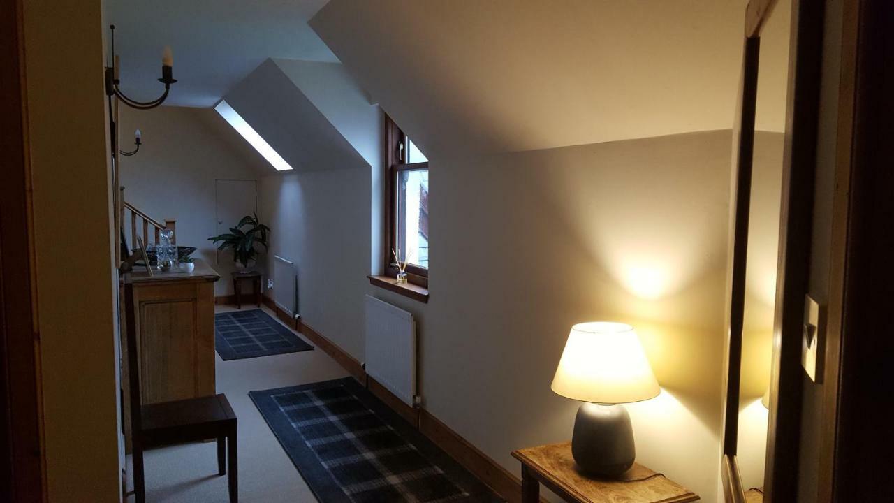 Breton House Bed & Breakfast Portree Bagian luar foto