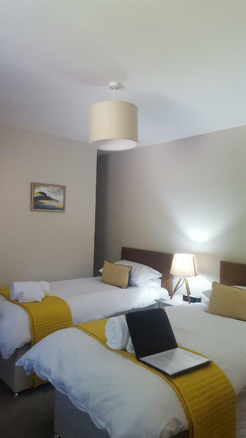 Breton House Bed & Breakfast Portree Bagian luar foto